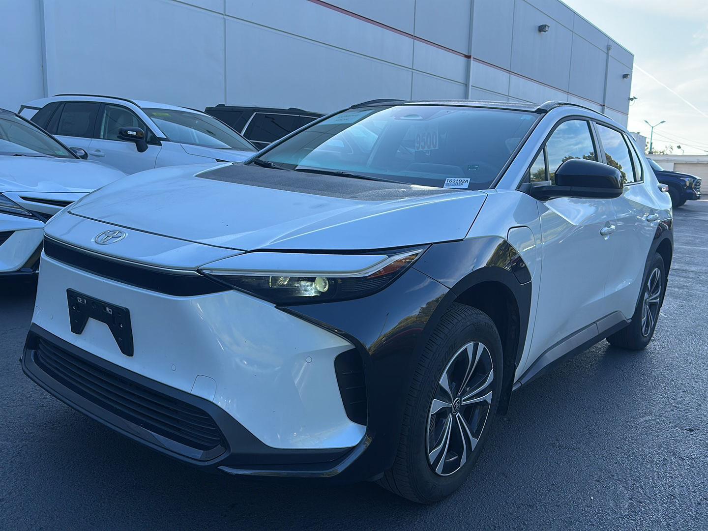 White (Wind Chill Pearl) 2024 Toyota bZ4X SUV / Crossover All-Wheel Drive Automatic