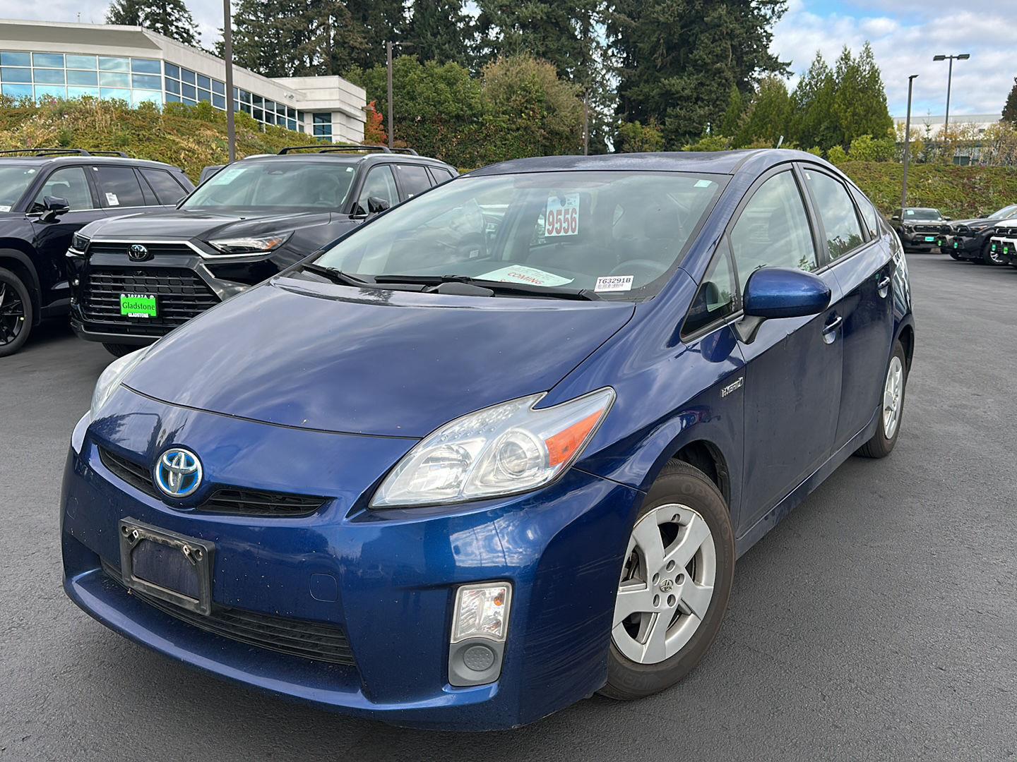 Blue Ribbon Metallic 2011 Toyota Prius Hatchback Front-Wheel Drive Continuously Variable Transmission