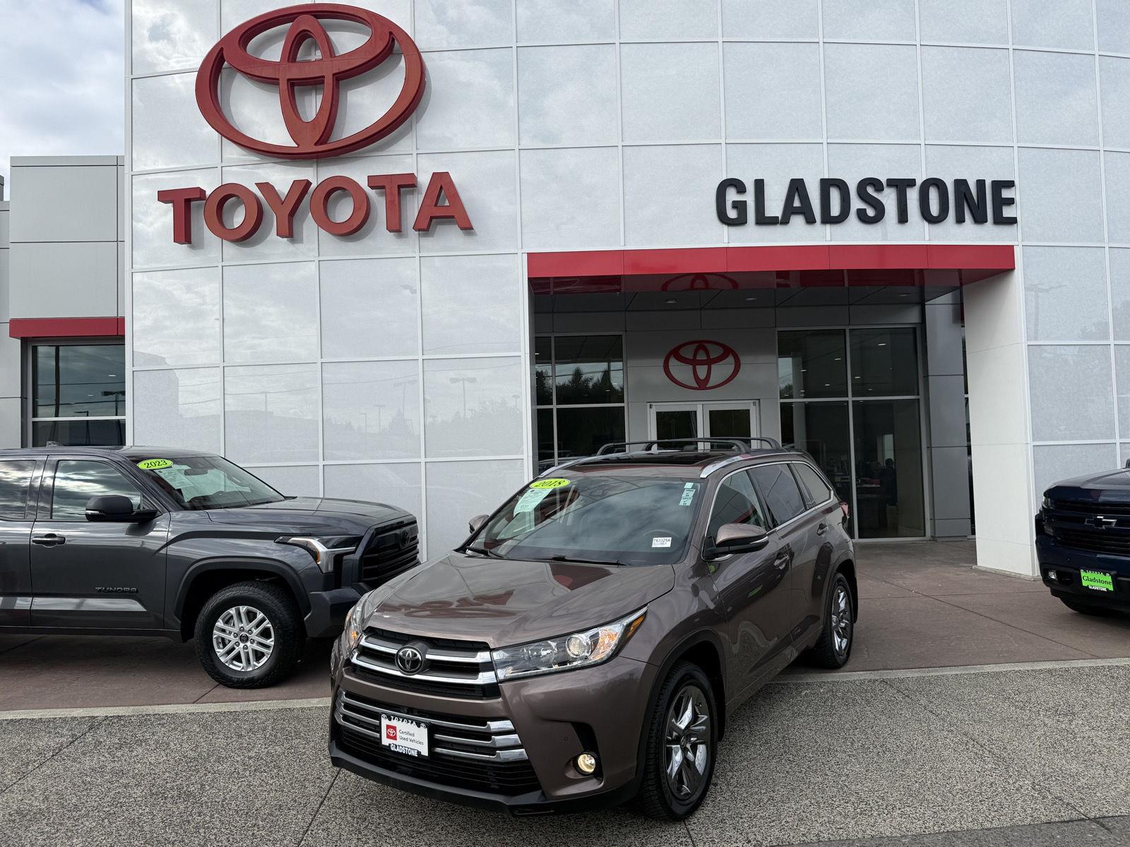 Toasted Walnut Pearl 2018 Toyota Highlander SUV / Crossover All-Wheel Drive Automatic