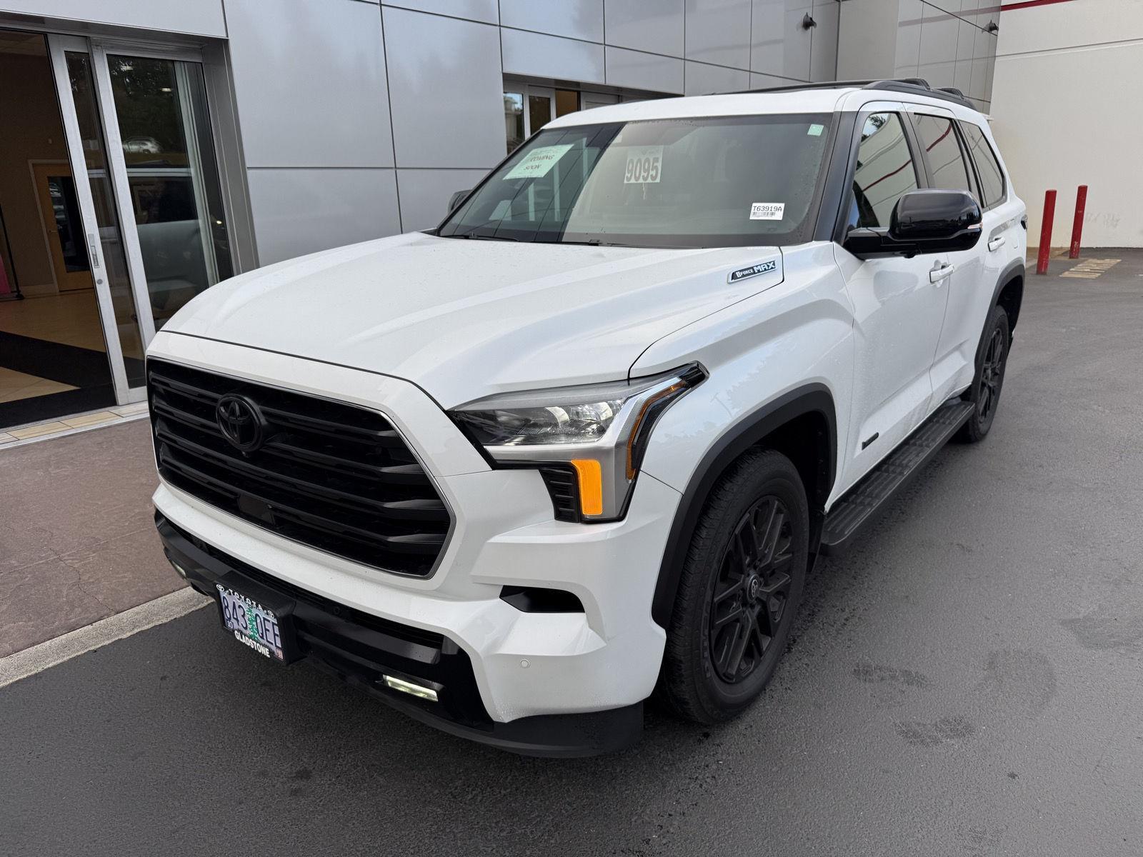 White (Wind Chill Pearl) 2025 Toyota Sequoia SUV / Crossover Four-Wheel Drive Automatic