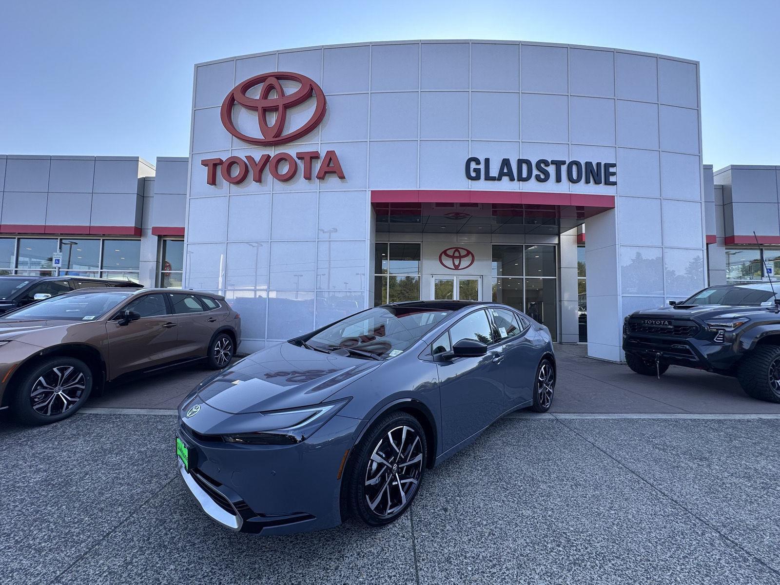 Guardian Gray 2027 Toyota Prius Plug-In Hybrid Hatchback Front-Wheel Drive Continuously Variable Transmission