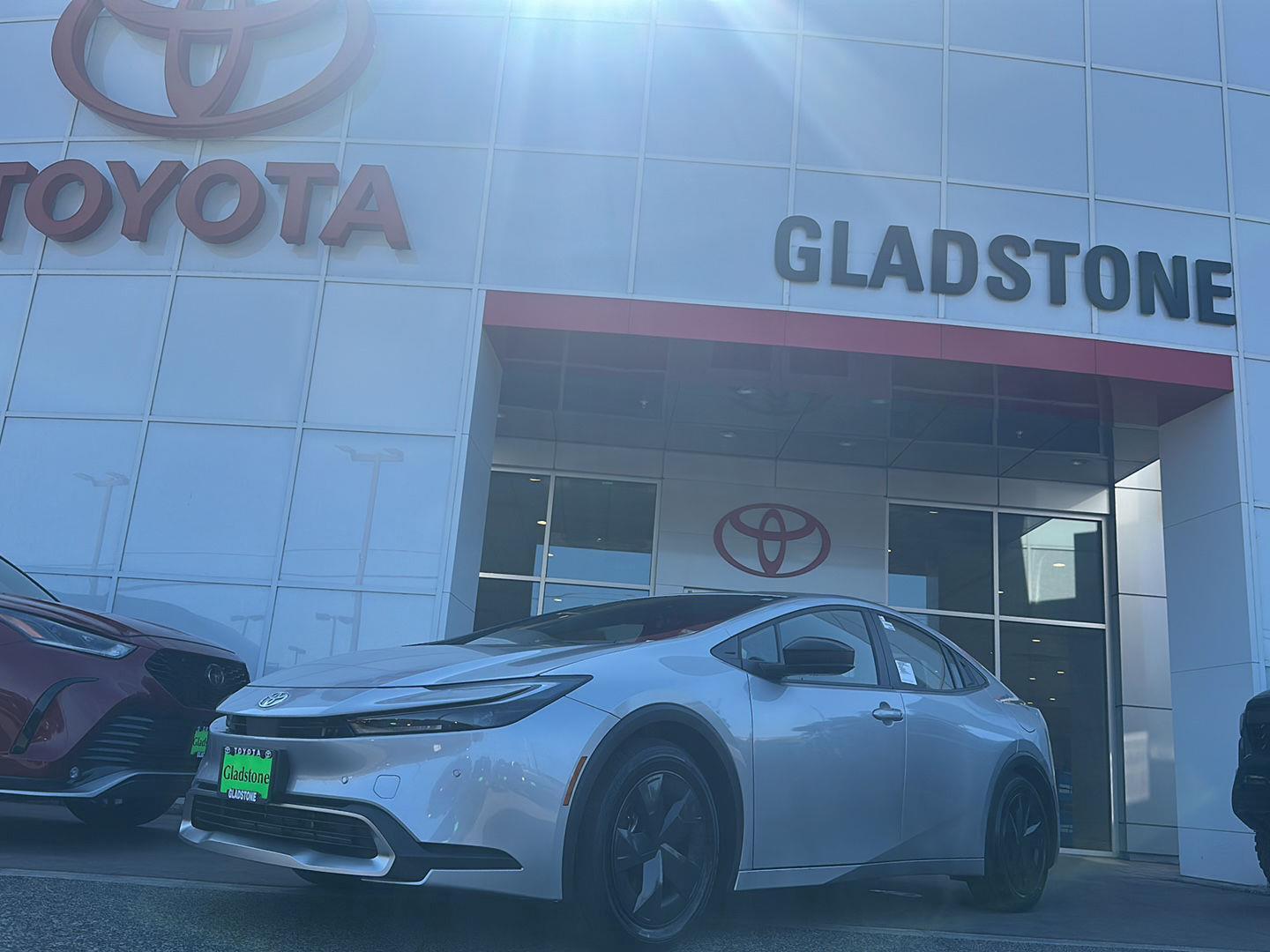 Cutting Edge 2027 Toyota Prius Plug-In Hybrid Hatchback Front-Wheel Drive Continuously Variable Transmission