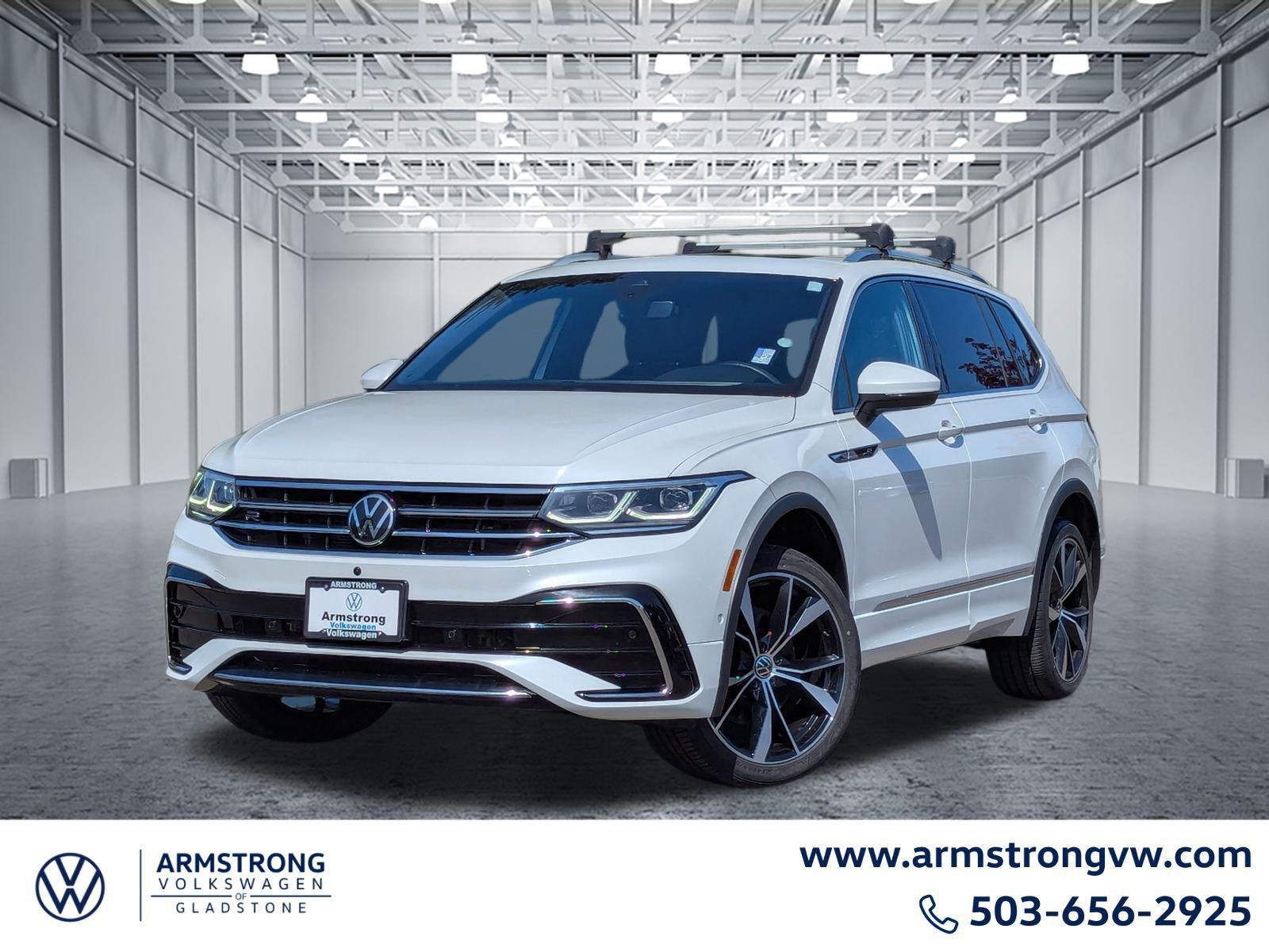Oryx White Pearl 2022 Volkswagen Tiguan SUV / Crossover All-Wheel Drive Automatic