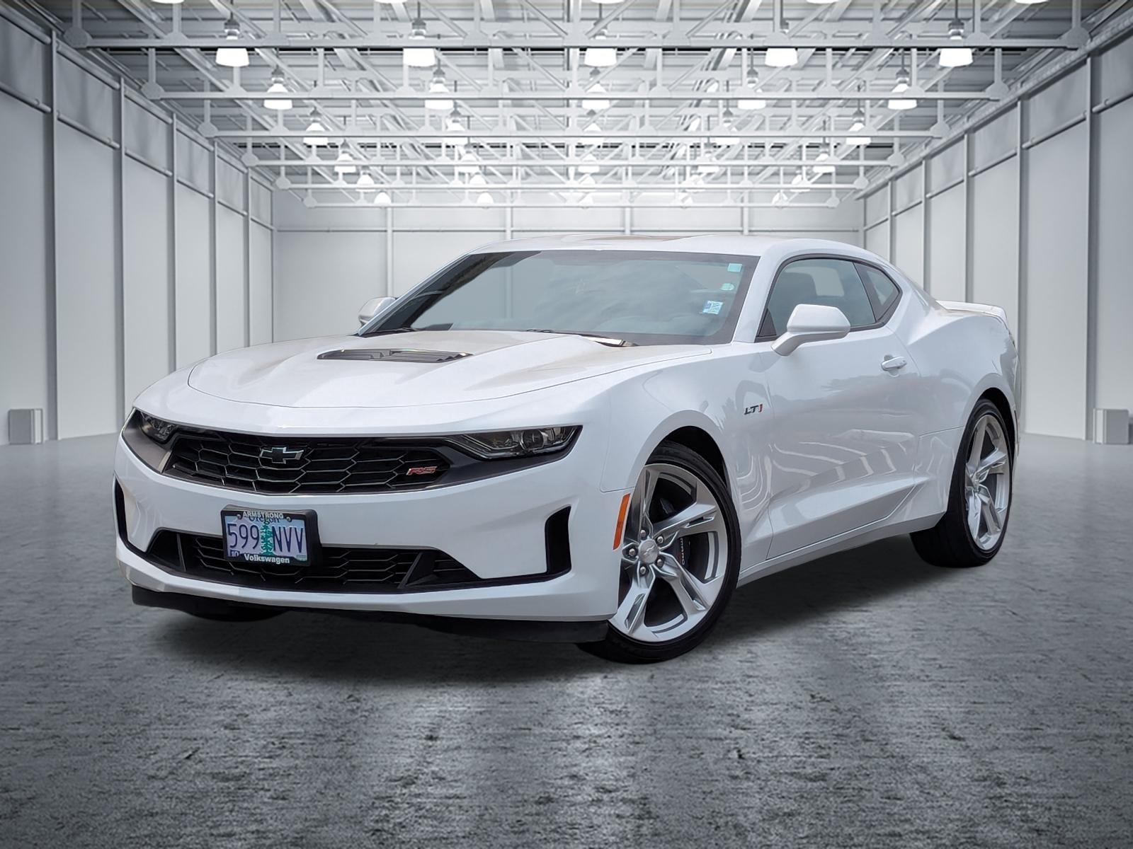 Summit White 2022 Chevrolet Camaro Coupe Rear-Wheel Drive Automatic