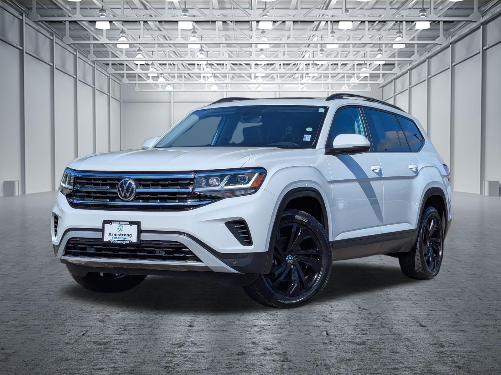 Pure White 2022 Volkswagen Atlas SUV / Crossover All-Wheel Drive Automatic