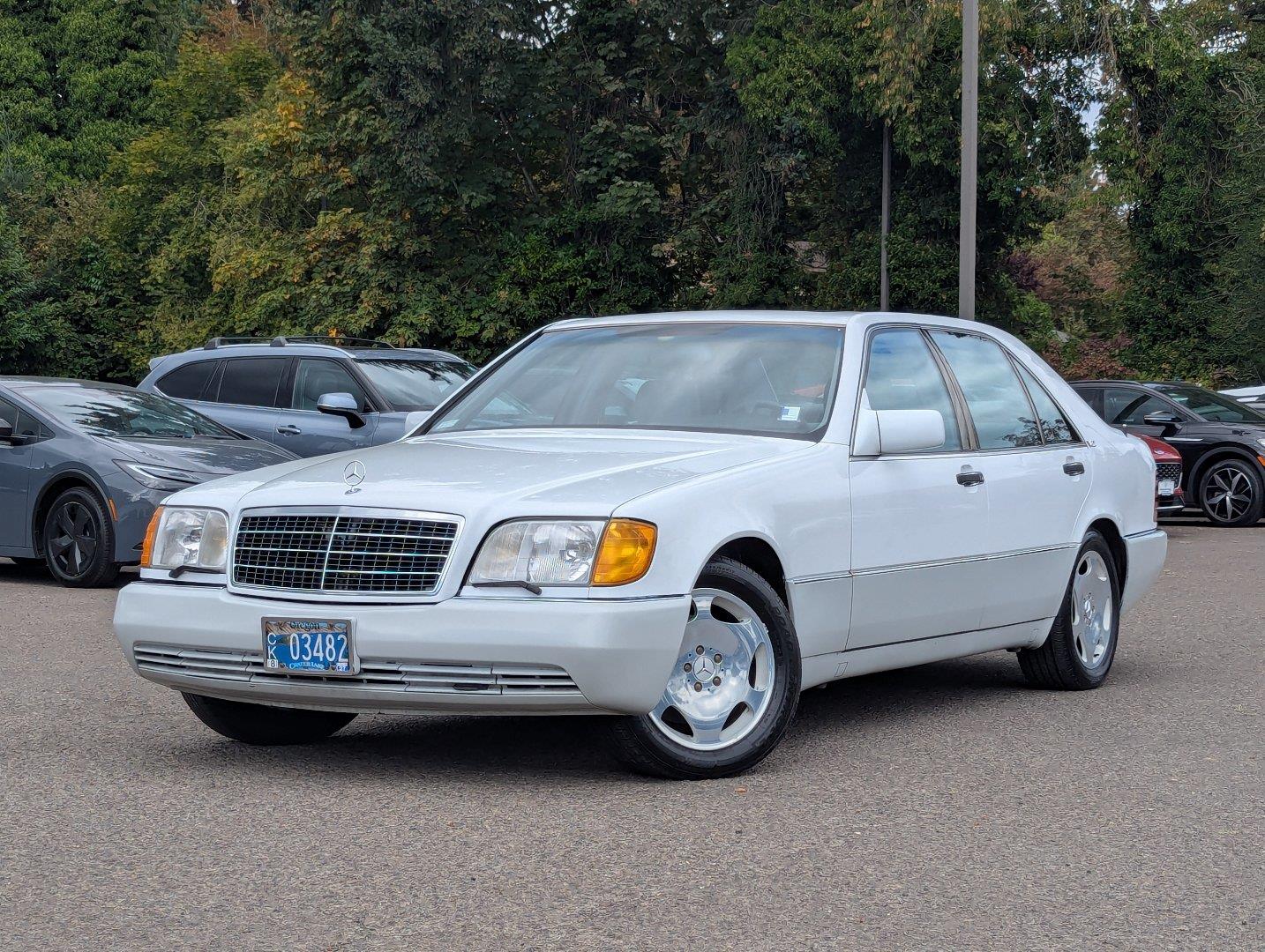 White 1992 Mercedes-Benz 600-Class Sedan Rear-Wheel Drive