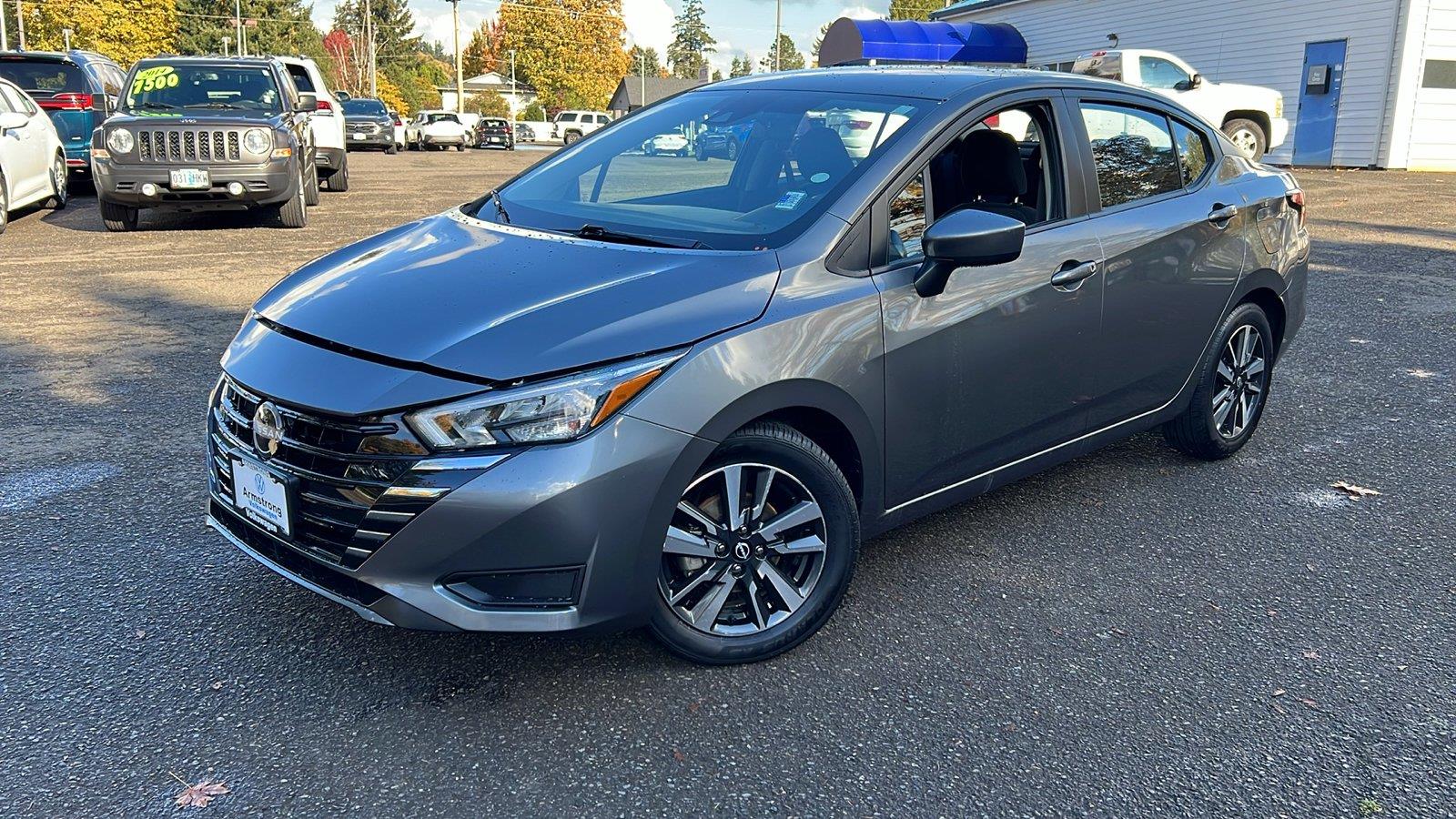 Gray Sky Pearl 2025 Nissan Versa Sedan Front-Wheel Drive Continuously Variable Transmission