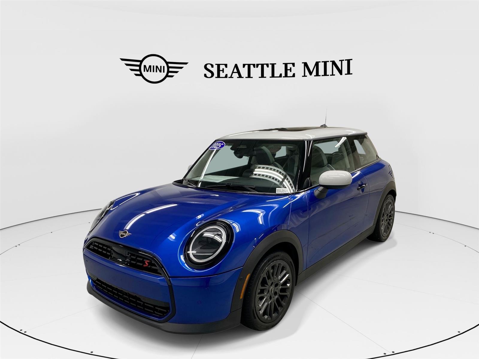 Blazing Blue Metallic 2025 MINI Cooper Hatchback Front-Wheel Drive 7-Speed Automatic