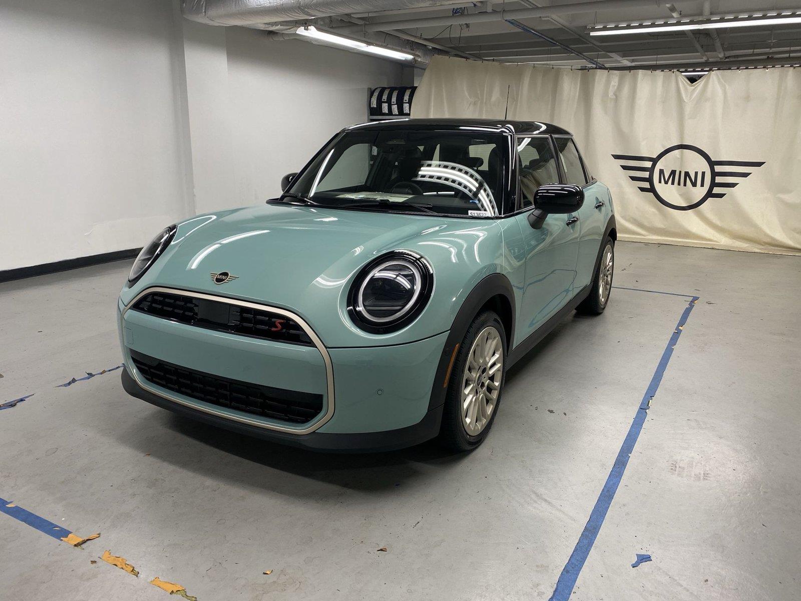 Ocean Wave Green Metallic 2026 MINI Cooper Hatchback Front-Wheel Drive 7-Speed Automatic