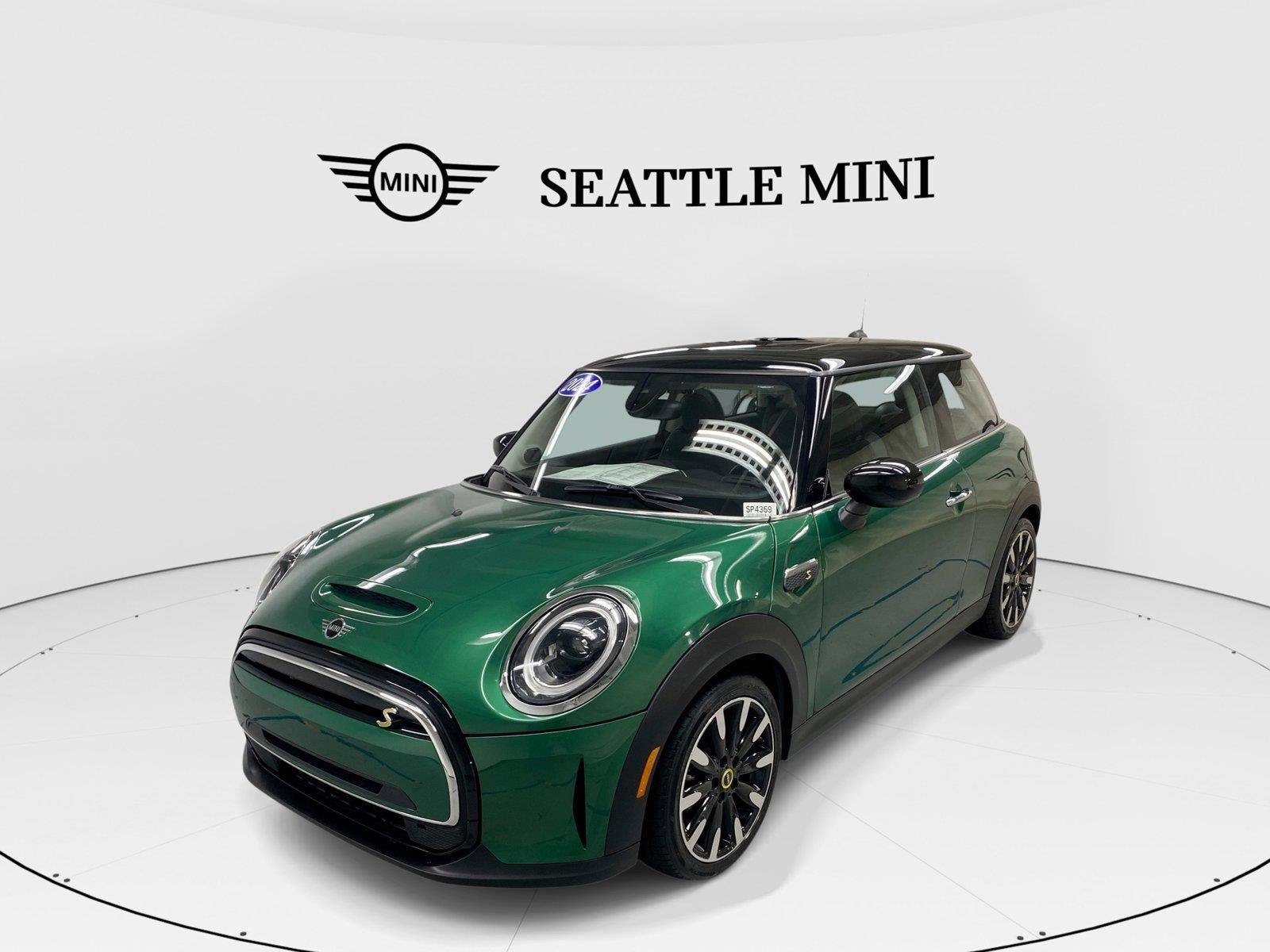 British Racing Green IV Metallic 2024 MINI Cooper Hatchback Front-Wheel Drive 1-Speed Automatic