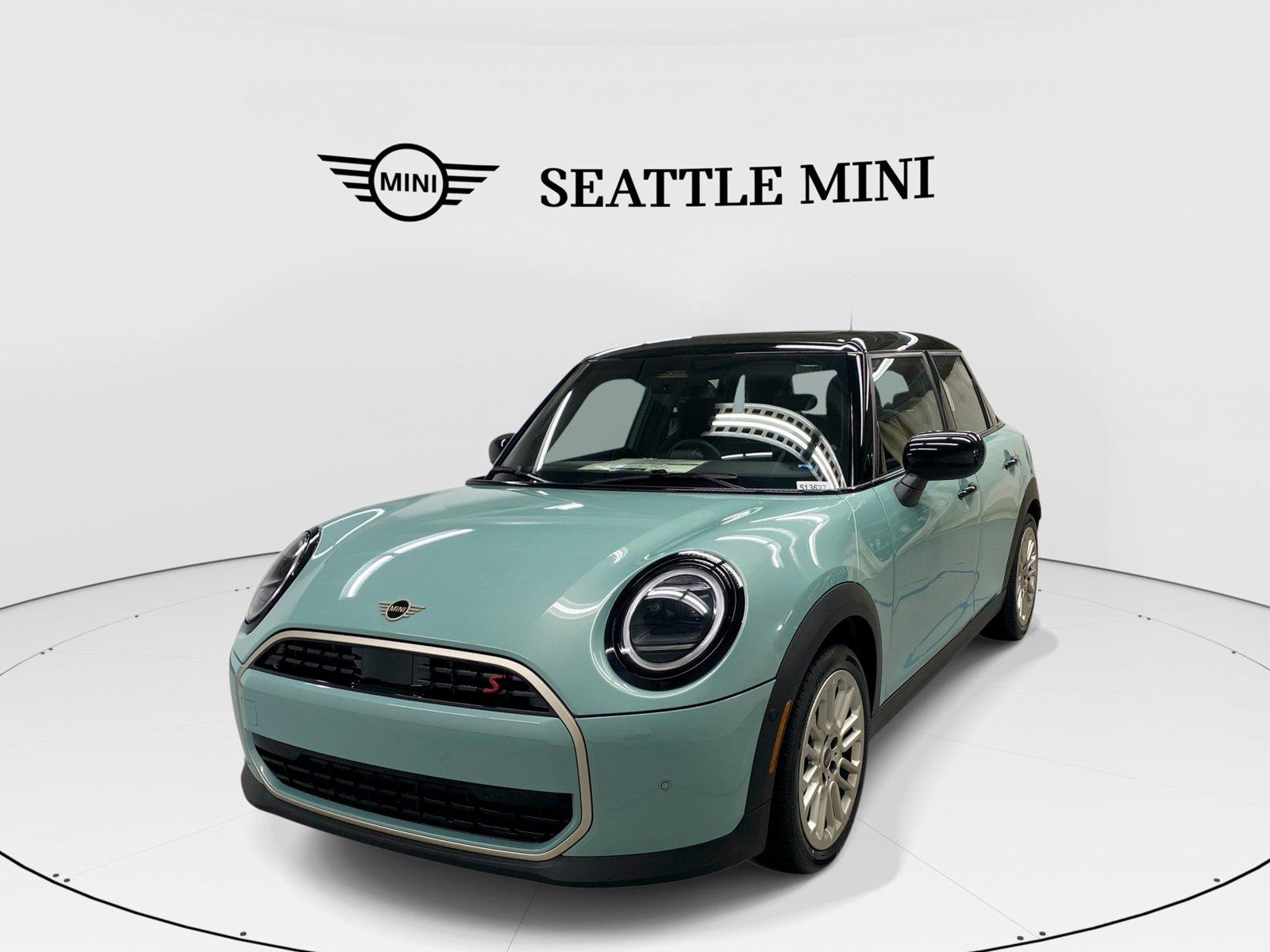 Ocean Wave Green Metallic 2026 MINI Cooper Hatchback Front-Wheel Drive 7-Speed Automatic