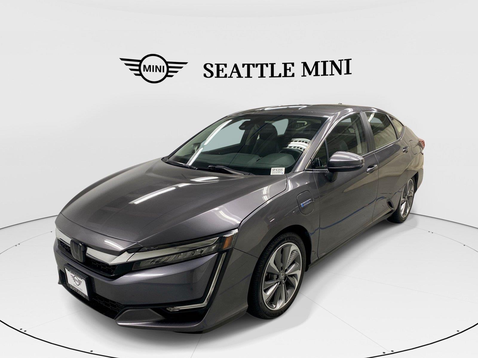 Gray (Modern Steel Metallic) 2019 Honda Clarity Hybrid Plug-In Sedan Front-Wheel Drive Continuously Variable Transmission