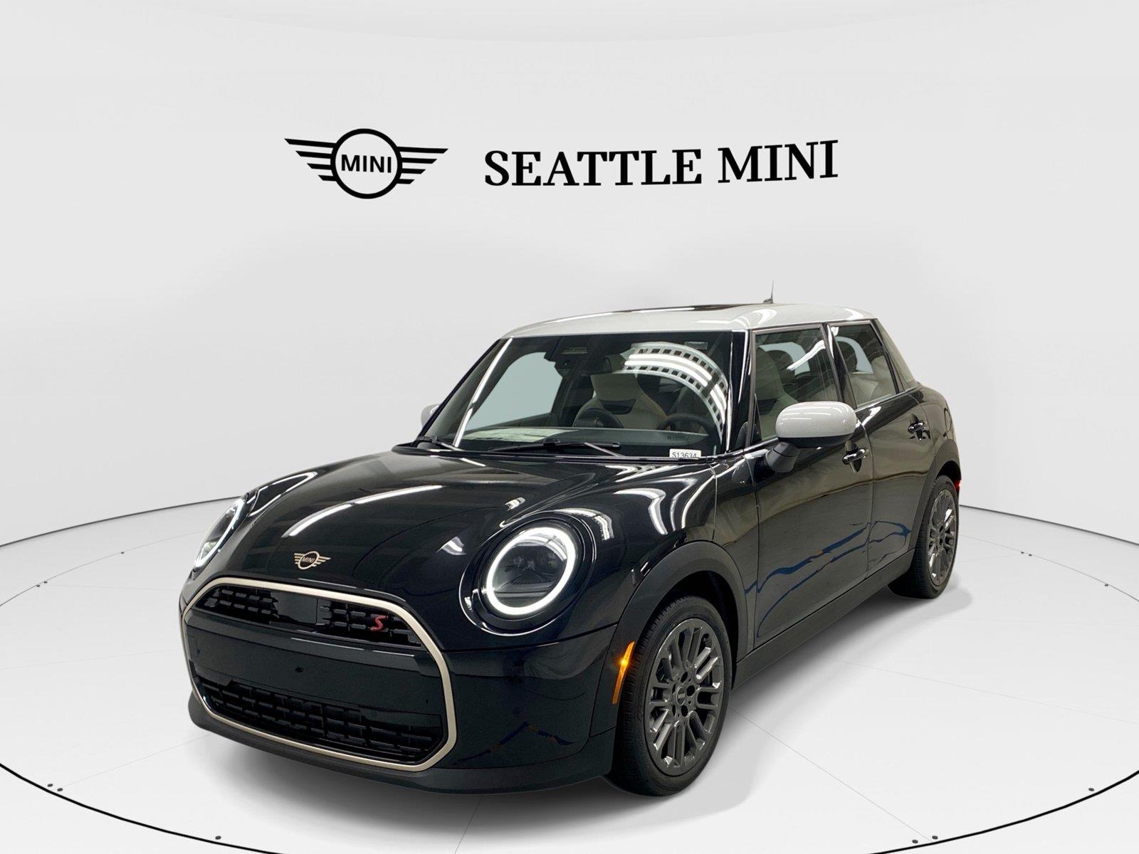 Midnight Black II Metallic 2026 MINI Cooper Hatchback Front-Wheel Drive 7-Speed Automatic