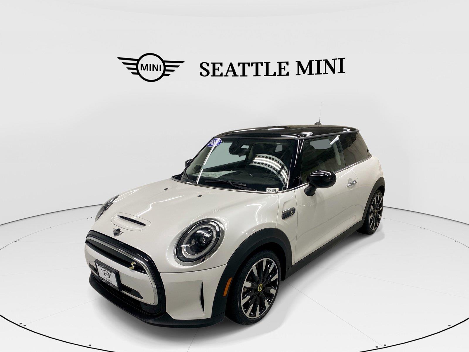 Nanuq White Metallic 2023 MINI Cooper Hatchback Front-Wheel Drive 1-Speed Automatic