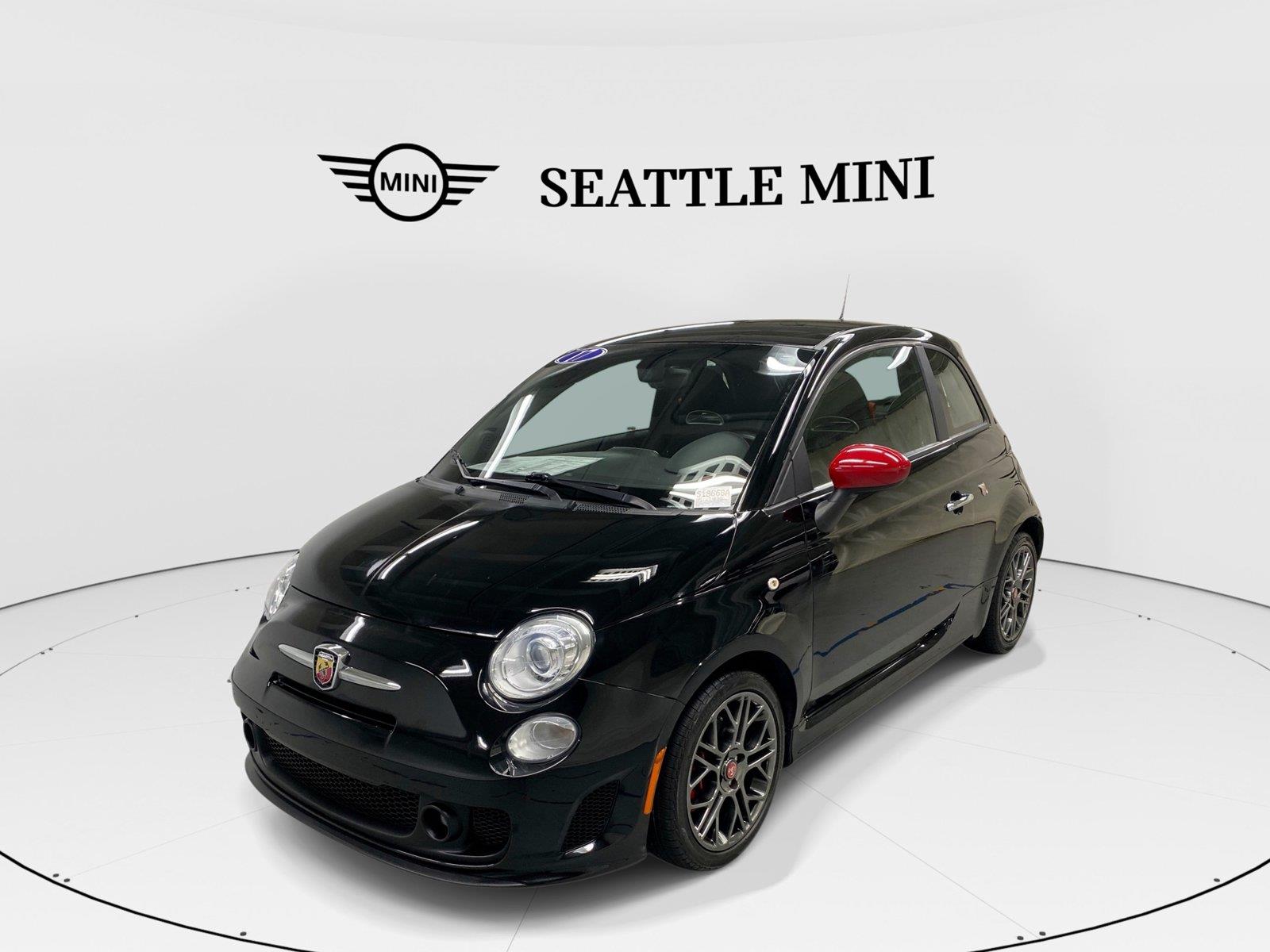 Nero Puro (Straight Black) 2017 FIAT 500 Hatchback Front-Wheel Drive 6-Speed Automatic