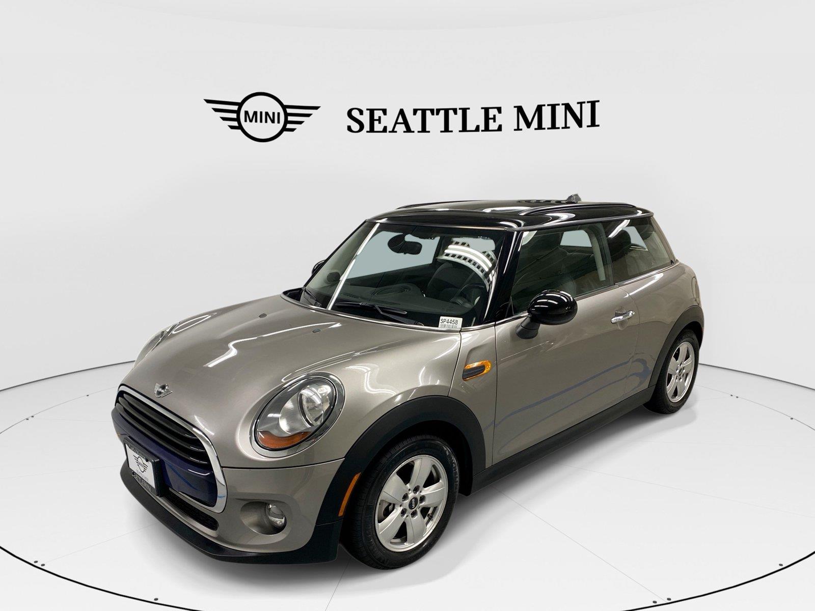 2018 MINI Cooper 3-Door Hatchback FWD
