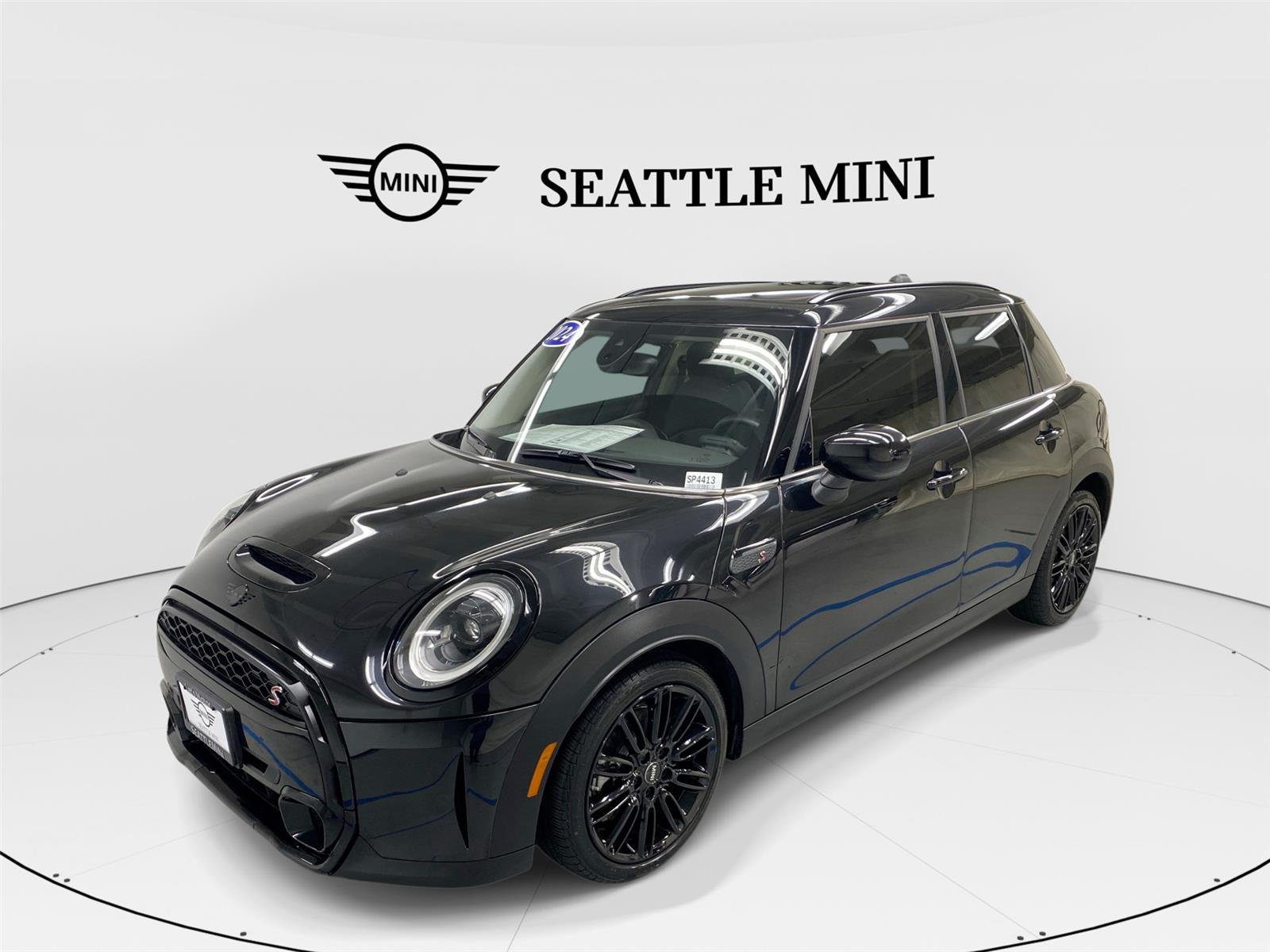 Midnight Black II 2024 MINI Cooper Hatchback Front-Wheel Drive 7-Speed Dual Clutch