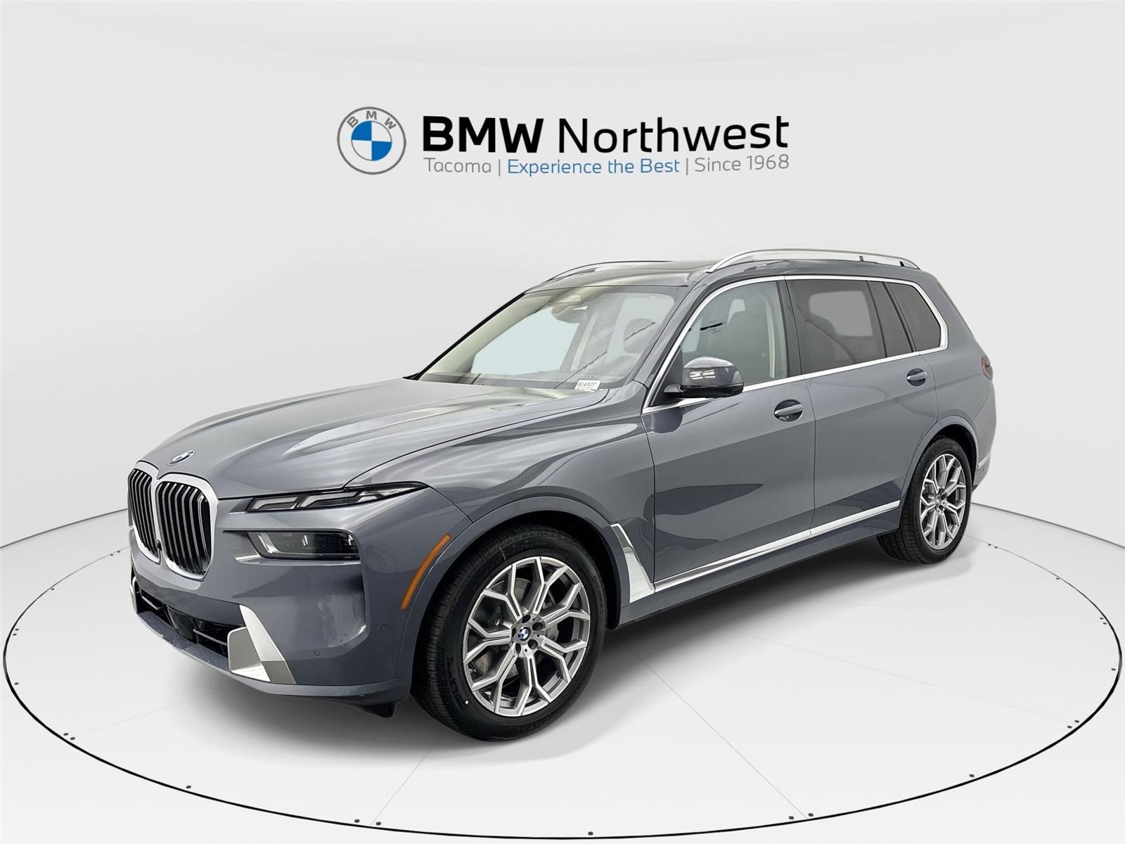 Red (Sparkling Copper Metallic) 2026 BMW X7 SUV / Crossover All-Wheel Drive 8-Speed Automatic