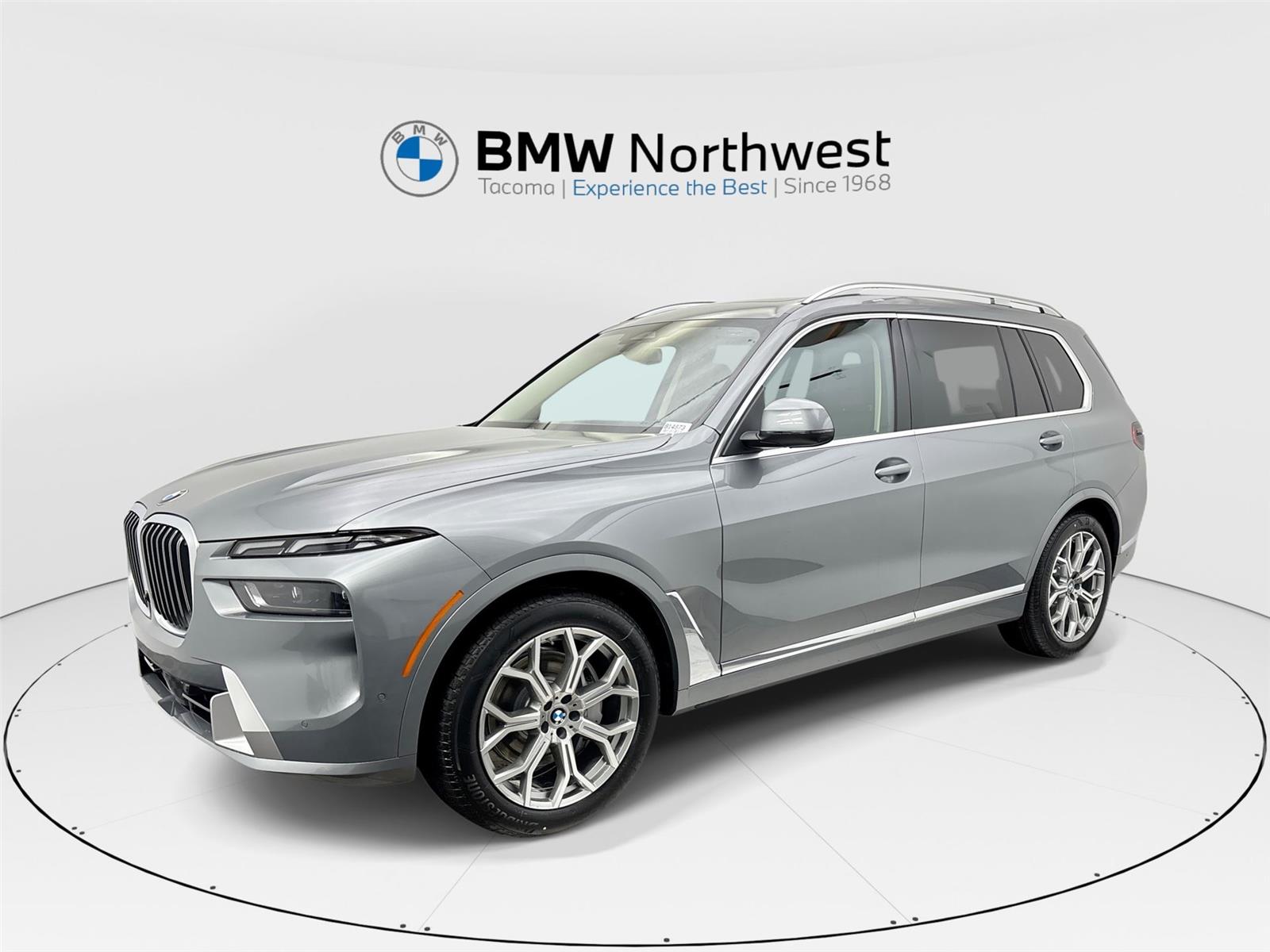 Gray (Skyscraper Grey Metallic) 2026 BMW X7 SUV / Crossover All-Wheel Drive 8-Speed Automatic