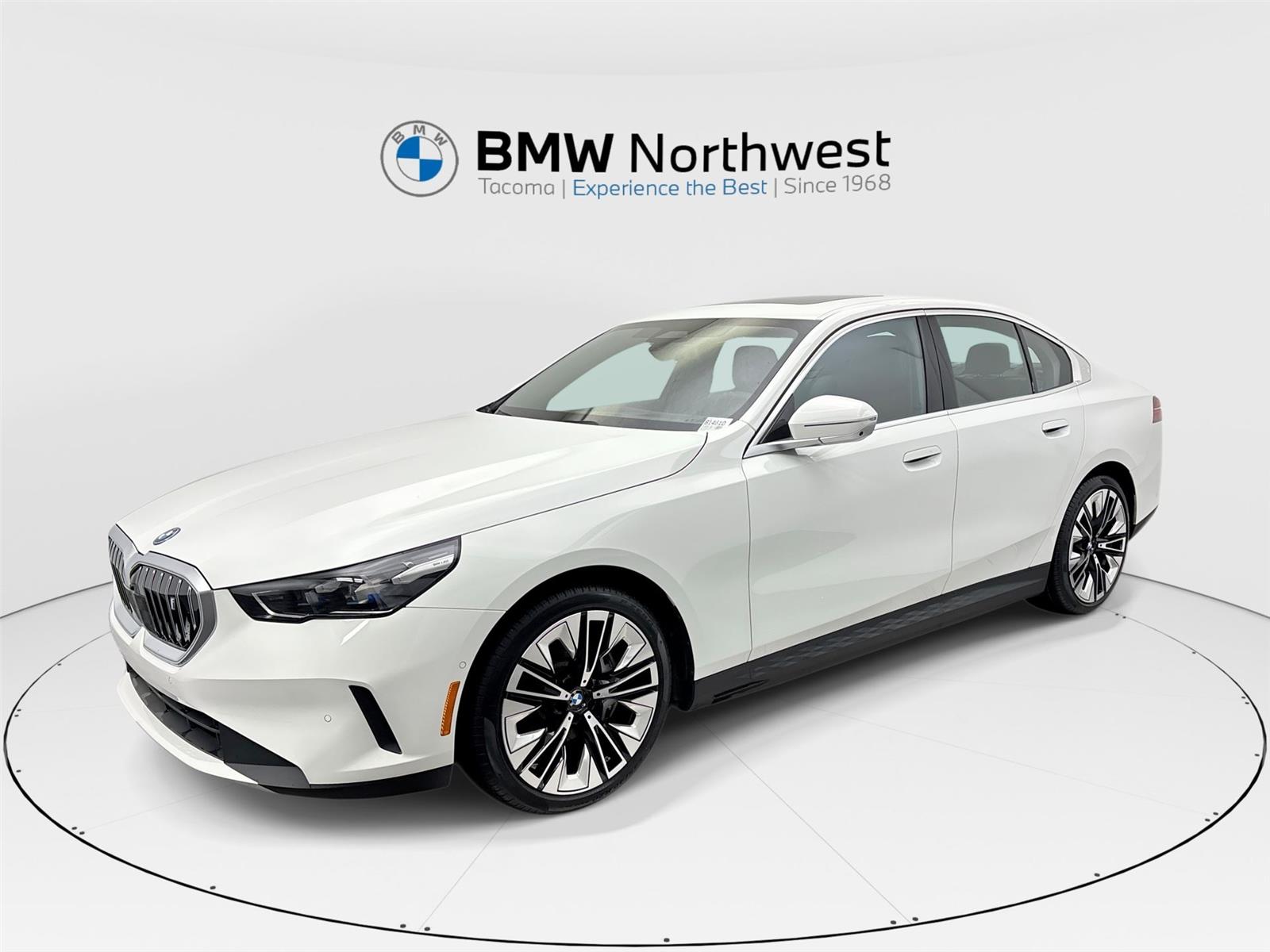 ALPINE WHITE 2026 BMW i5 Sedan Rear-Wheel Drive 1-Speed Automatic