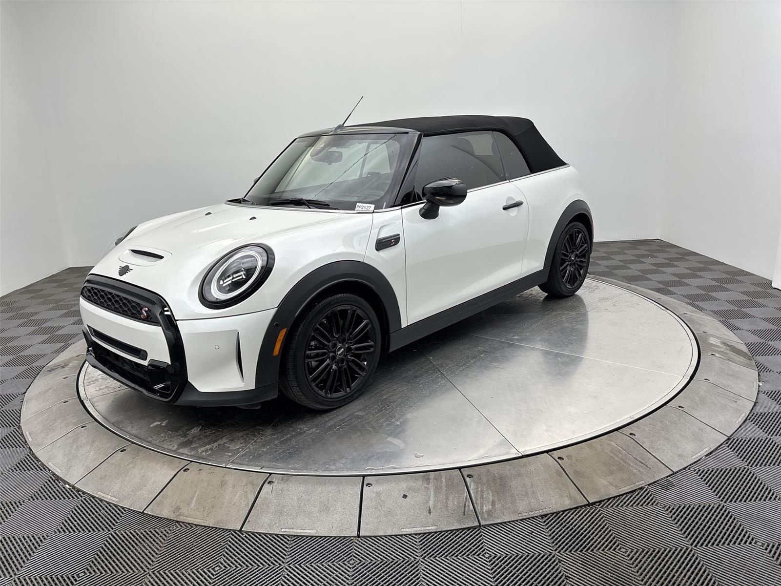 Nanuq White Metallic 2024 MINI Cooper S Convertible FWD Convertible Front-Wheel Drive Automatic
