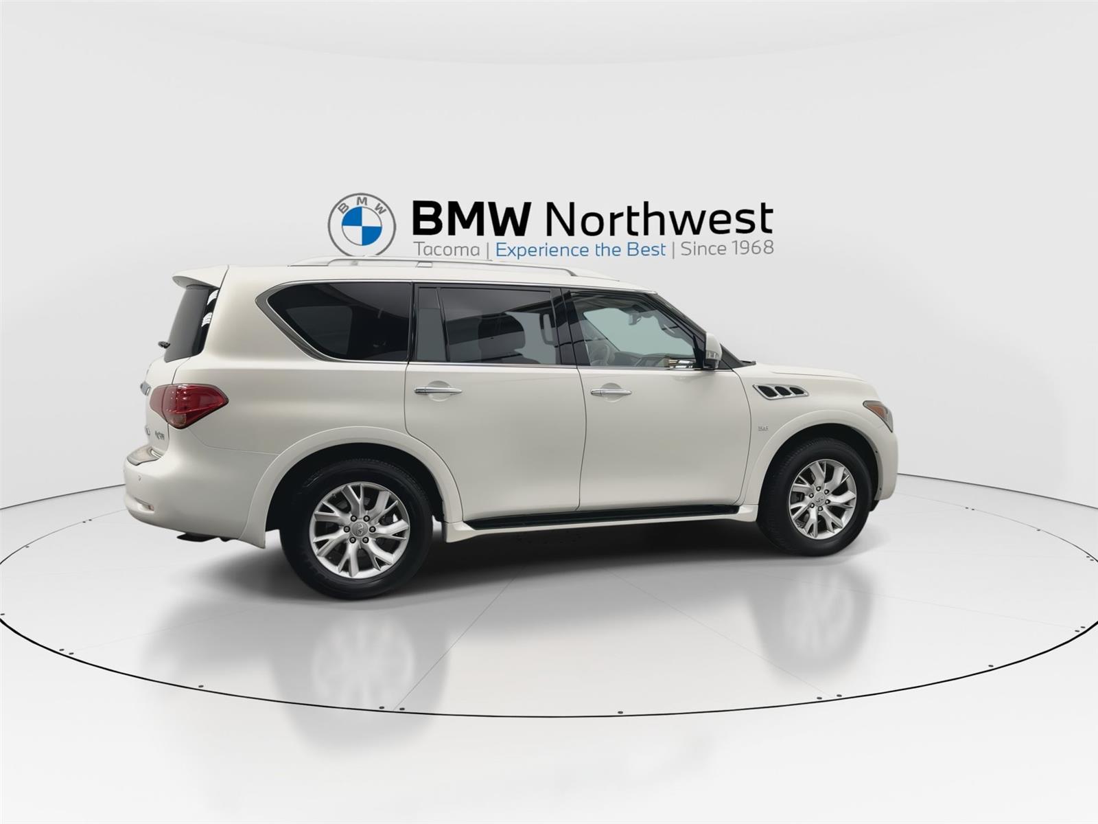 View vehicle photo 4