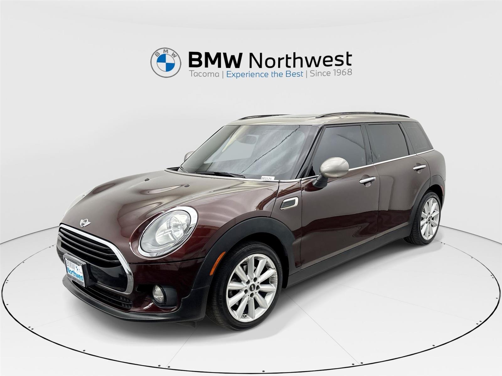 Red (Pure Burgundy Metallic) 2016 MINI Cooper Clubman FWD Wagon Front-Wheel Drive Manual