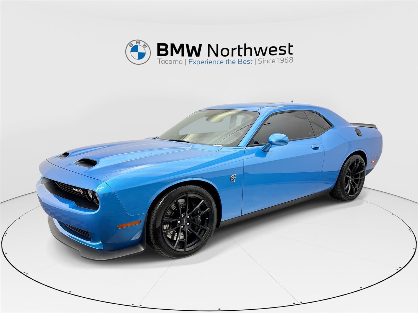 B5 Blue Pearlcoat 2023 Dodge Challenger SRT Hellcat Jailbreak RWD Coupe Rear-Wheel Drive 8-Speed Automatic