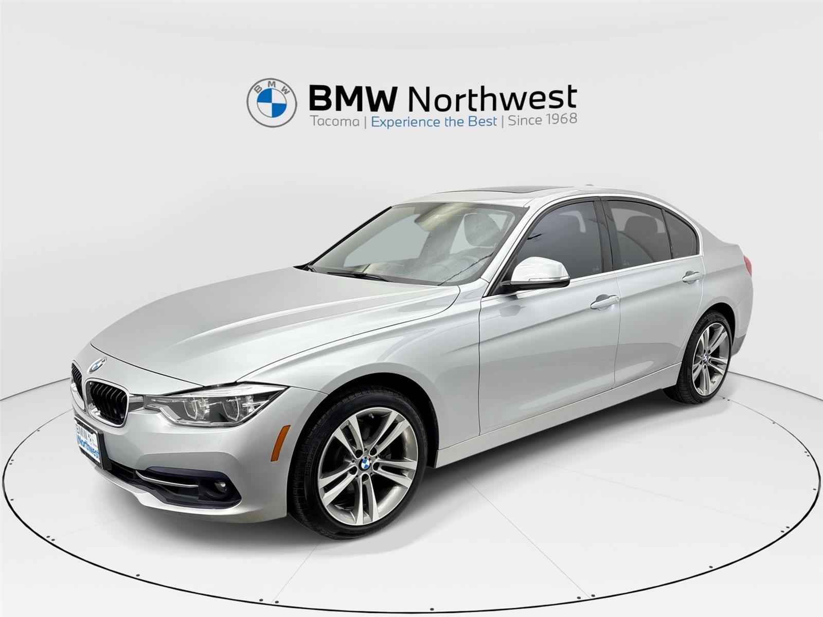 Glacier Silver Metallic 2018 BMW 3 Series 330i xDrive Sedan AWD Sedan All-Wheel Drive 8-Speed Automatic