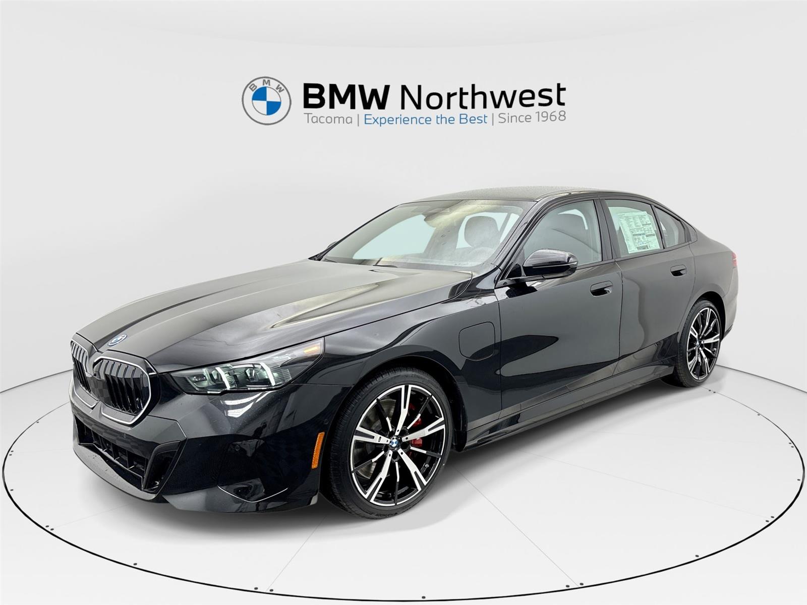 Black Sapphire Metallic 2026 BMW 5 Series Sedan All-Wheel Drive 8-Speed Automatic