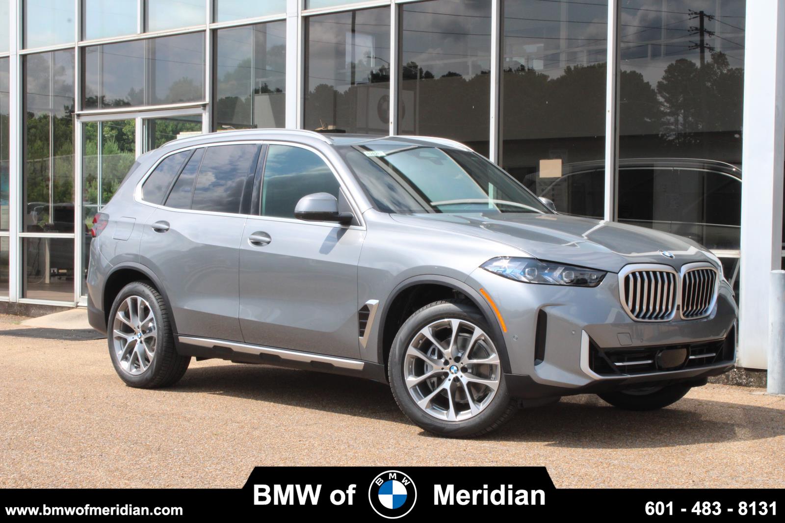 Gray (Skyscraper Grey Metallic) 2026 BMW X5 SUV / Crossover Rear-Wheel Drive Automatic