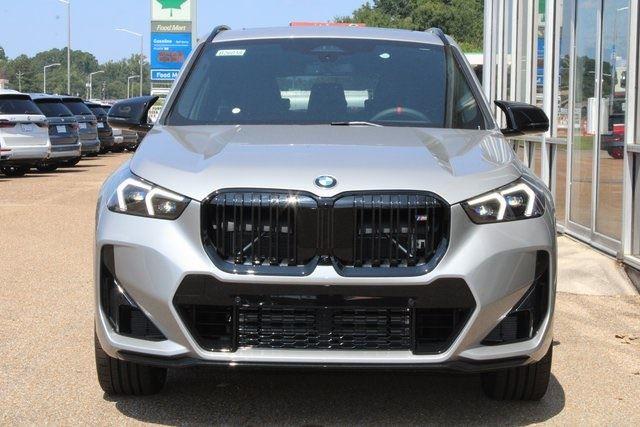 2026 BMW X1 M35i - Photo 8