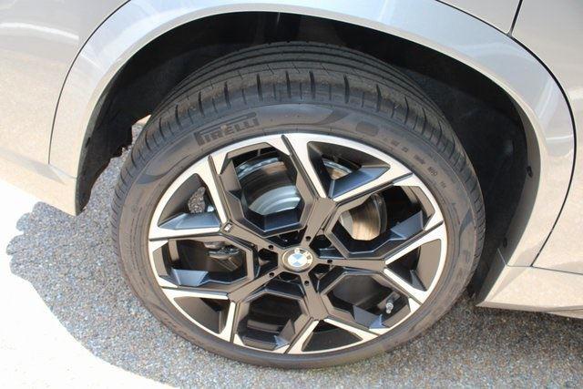 2026 BMW X1 M35i - Photo 25