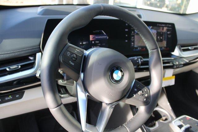 2026 BMW X1 28i - Photo 15
