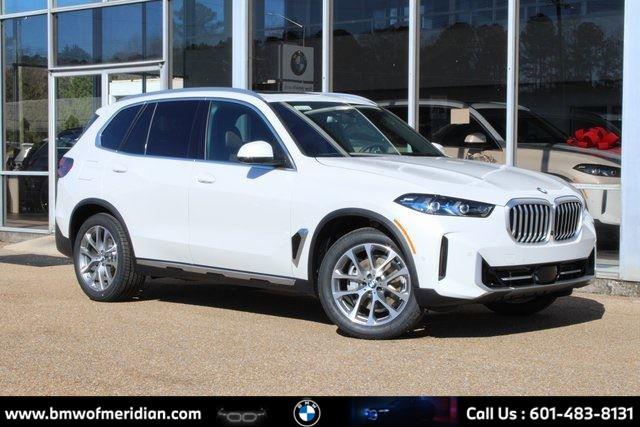 Mineral White Metallic 2026 BMW X5 SUV / Crossover Rear-Wheel Drive Automatic