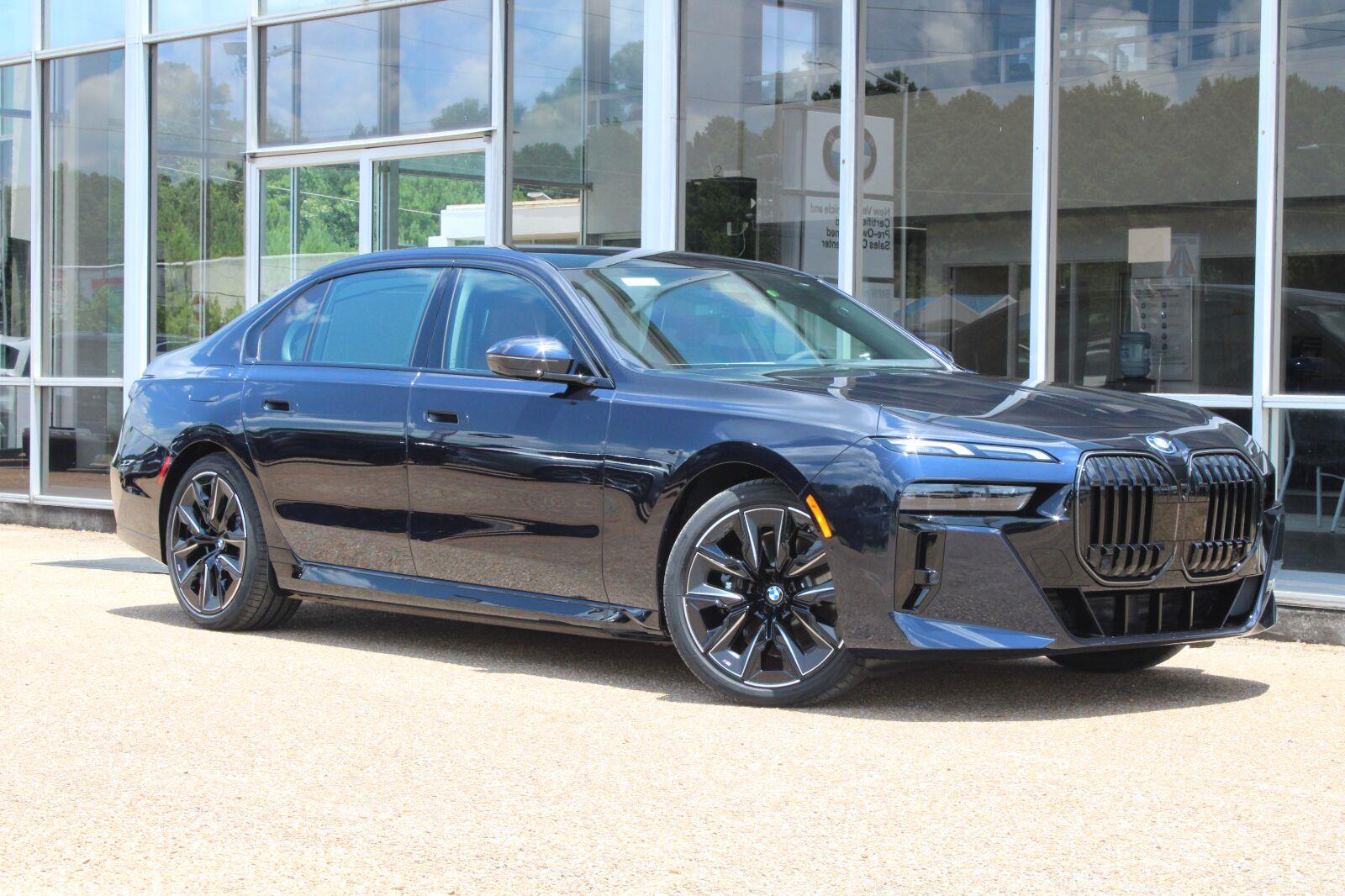Carbon Black Metallic 2026 BMW 7 Series Sedan All-Wheel Drive Automatic