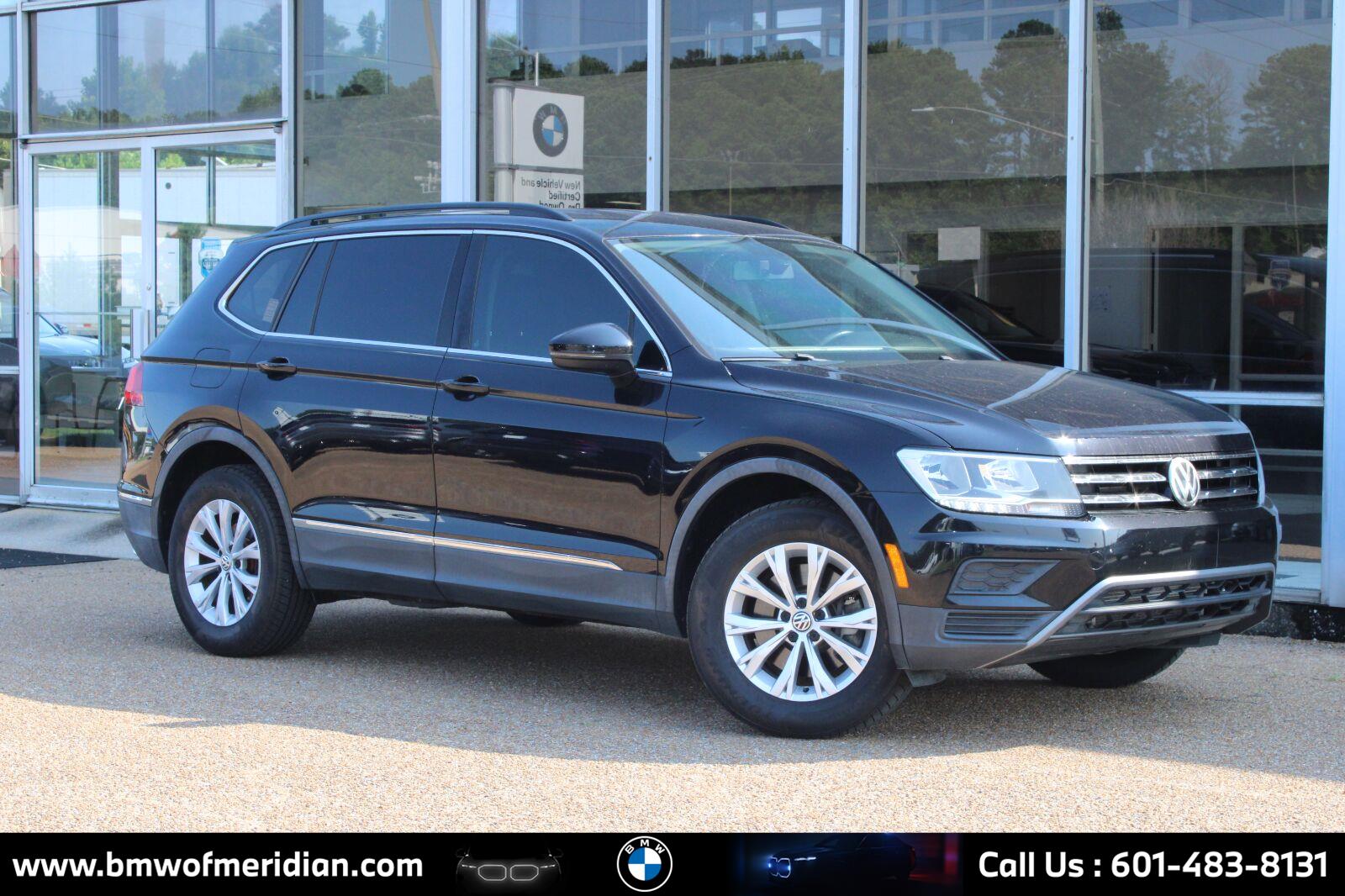 Deep Black Pearl Metallic 2018 Volkswagen Tiguan SUV / Crossover Front-Wheel Drive Automatic