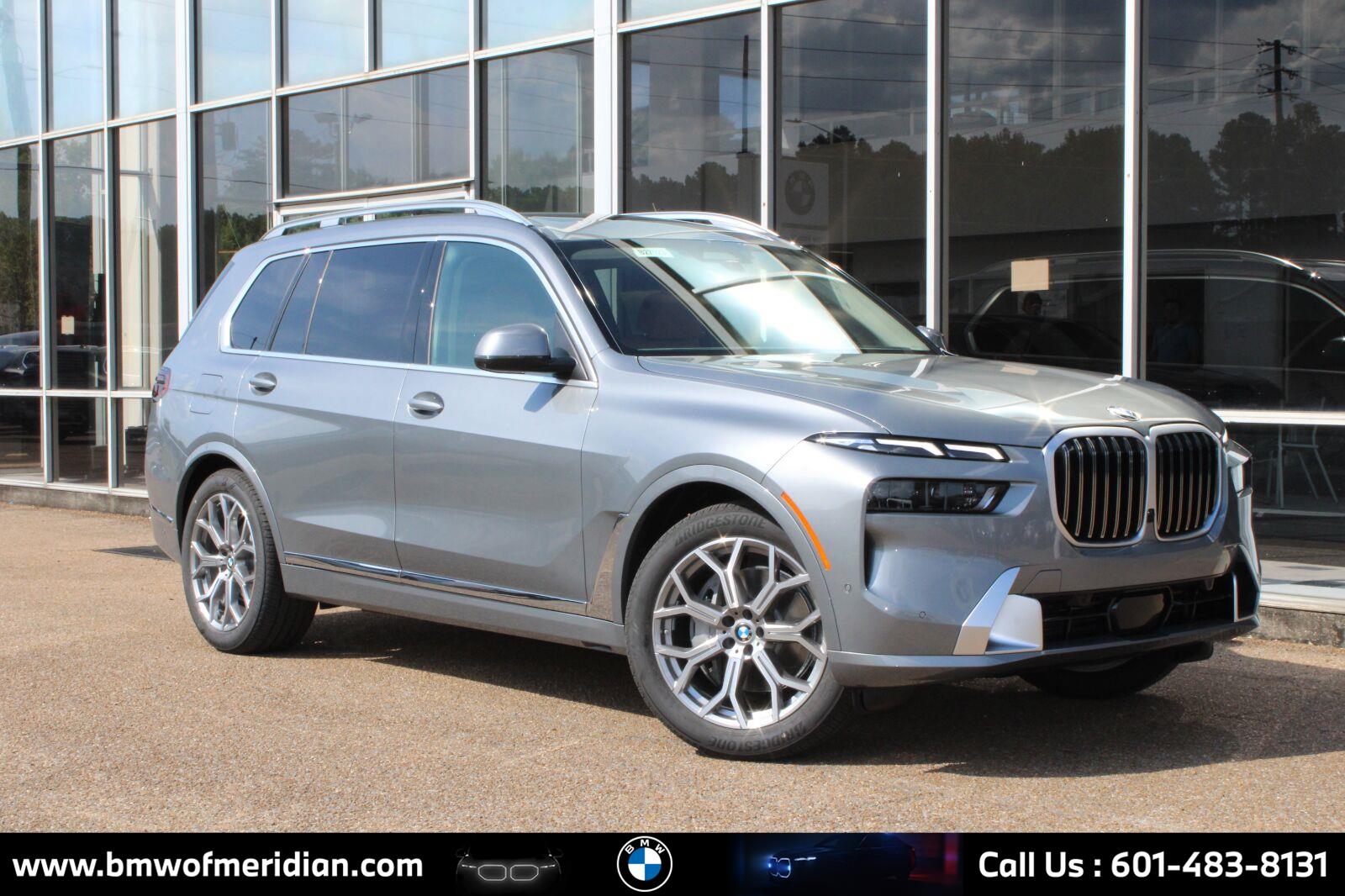 Gray (Skyscraper Grey Metallic) 2027 BMW X7 SUV / Crossover All-Wheel Drive Automatic