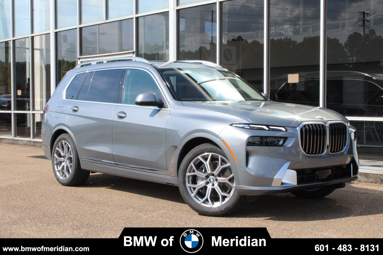 Gray (Skyscraper Grey Metallic) 2027 BMW X7 SUV / Crossover All-Wheel Drive Automatic