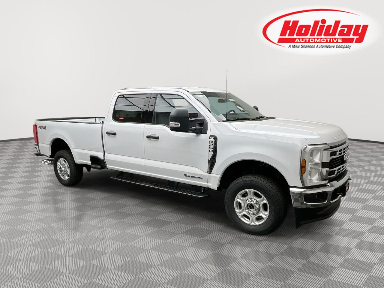 Oxford White 2026 Ford F-250 Super Duty Pickup Truck Four-Wheel Drive Automatic