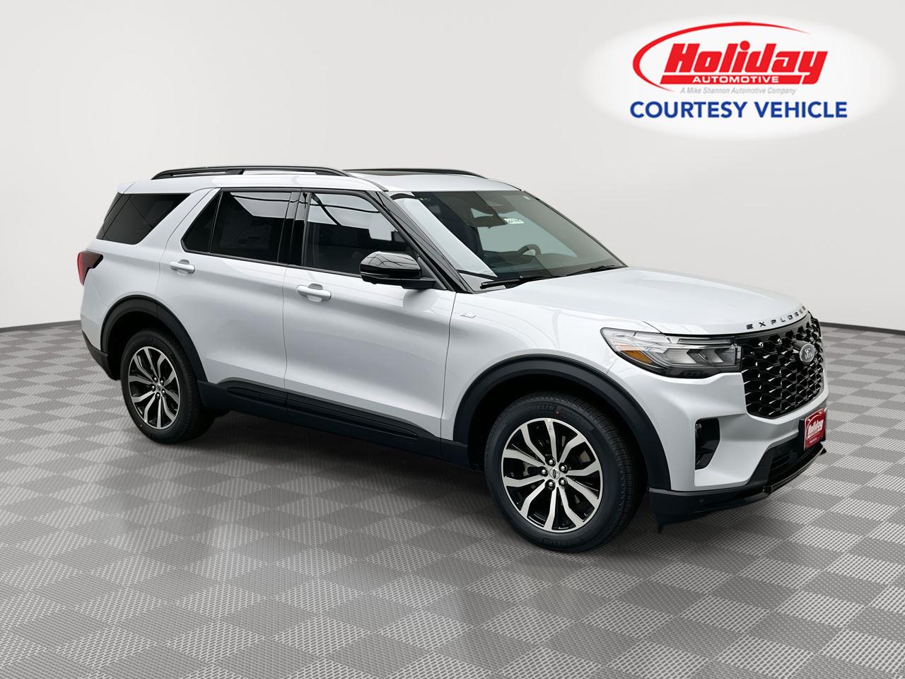 Space White 2026 Ford Explorer SUV / Crossover All-Wheel Drive Automatic