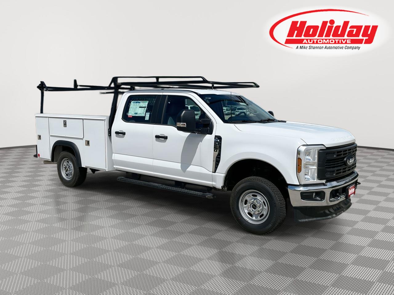 Oxford White 2026 Ford F-250 Super Duty Pickup Truck Four-Wheel Drive Automatic