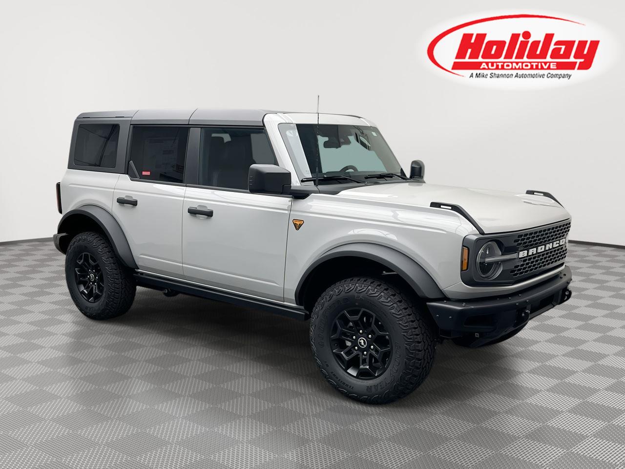 Avalanche Gray 2026 Ford Bronco SUV / Crossover Four-Wheel Drive Automatic
