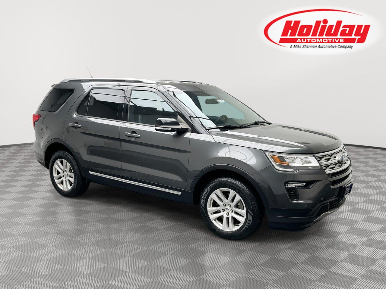 Gray (Magnetic) 2018 Ford Explorer SUV / Crossover All-Wheel Drive 6-Speed Automatic