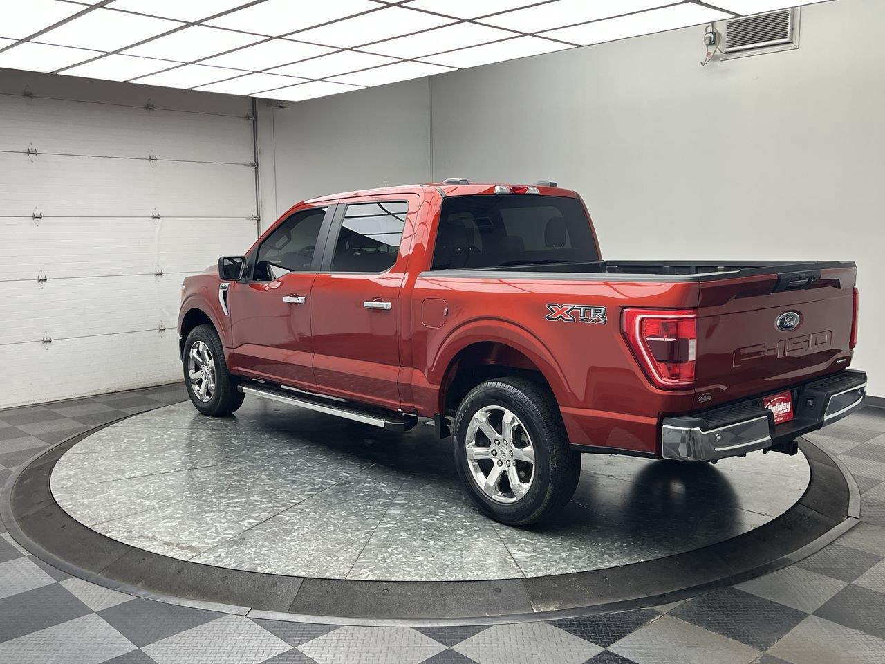 View vehicle photo 2