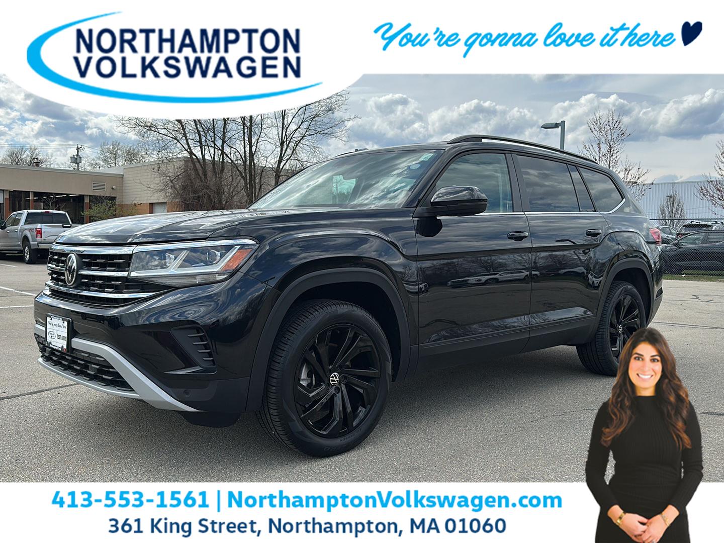 Deep Black Pearl 2023 Volkswagen Atlas Automatic