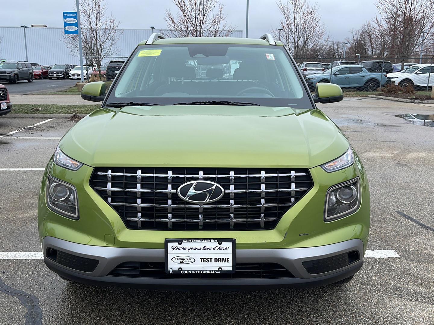 View vehicle photo 2