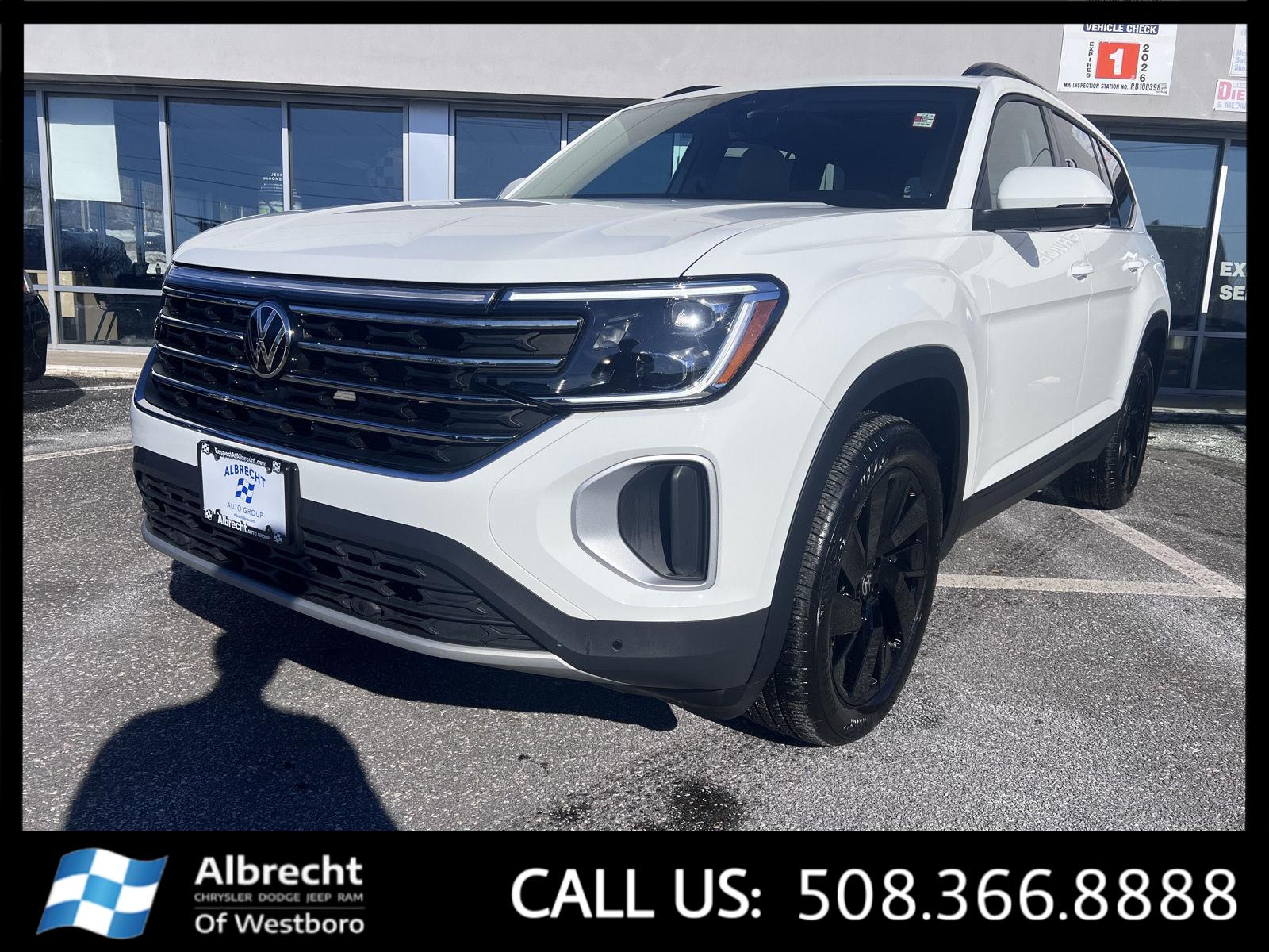 2025 Volkswagen Atlas SE 4Motion with Technology