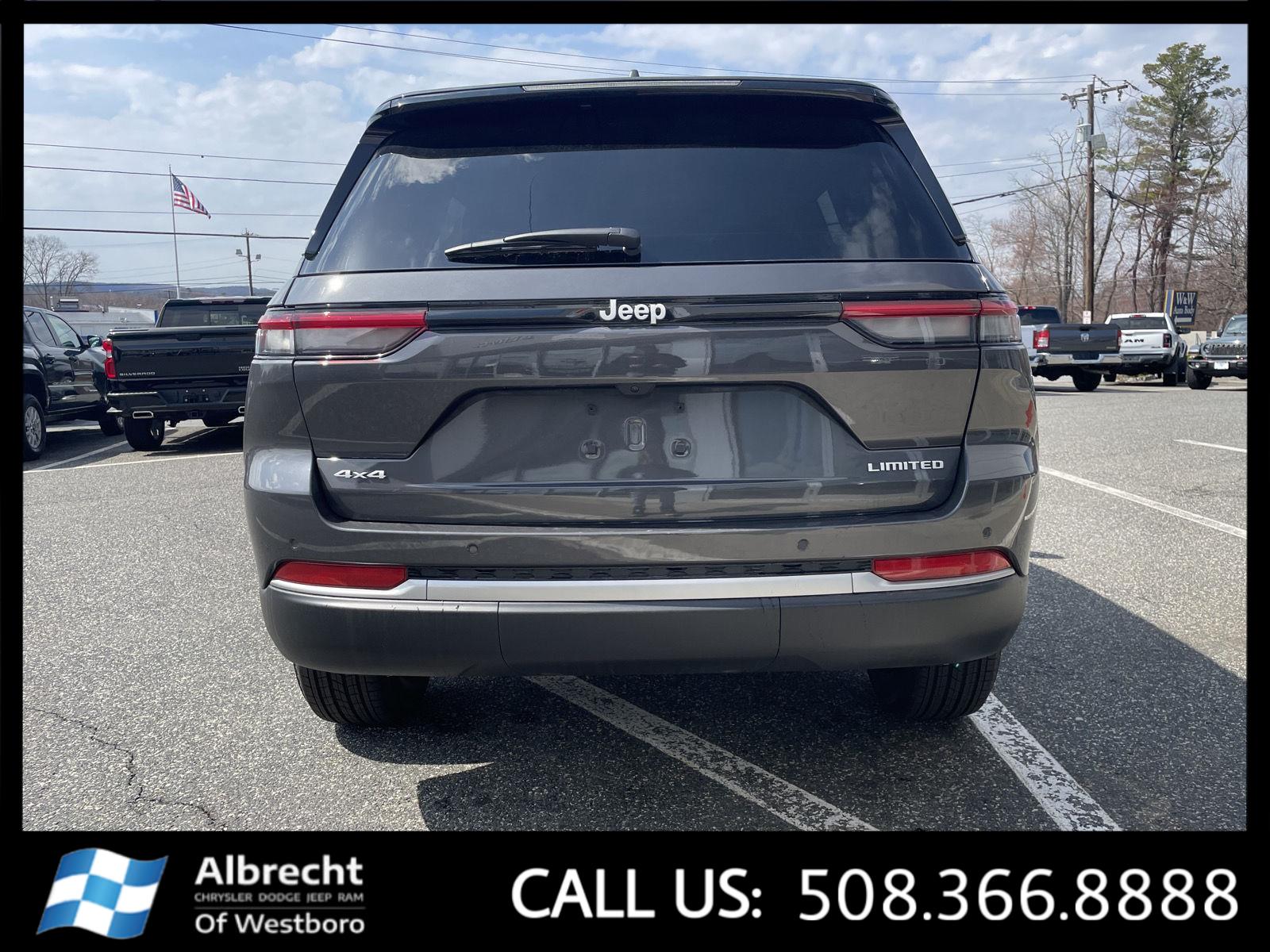 View vehicle photo 4