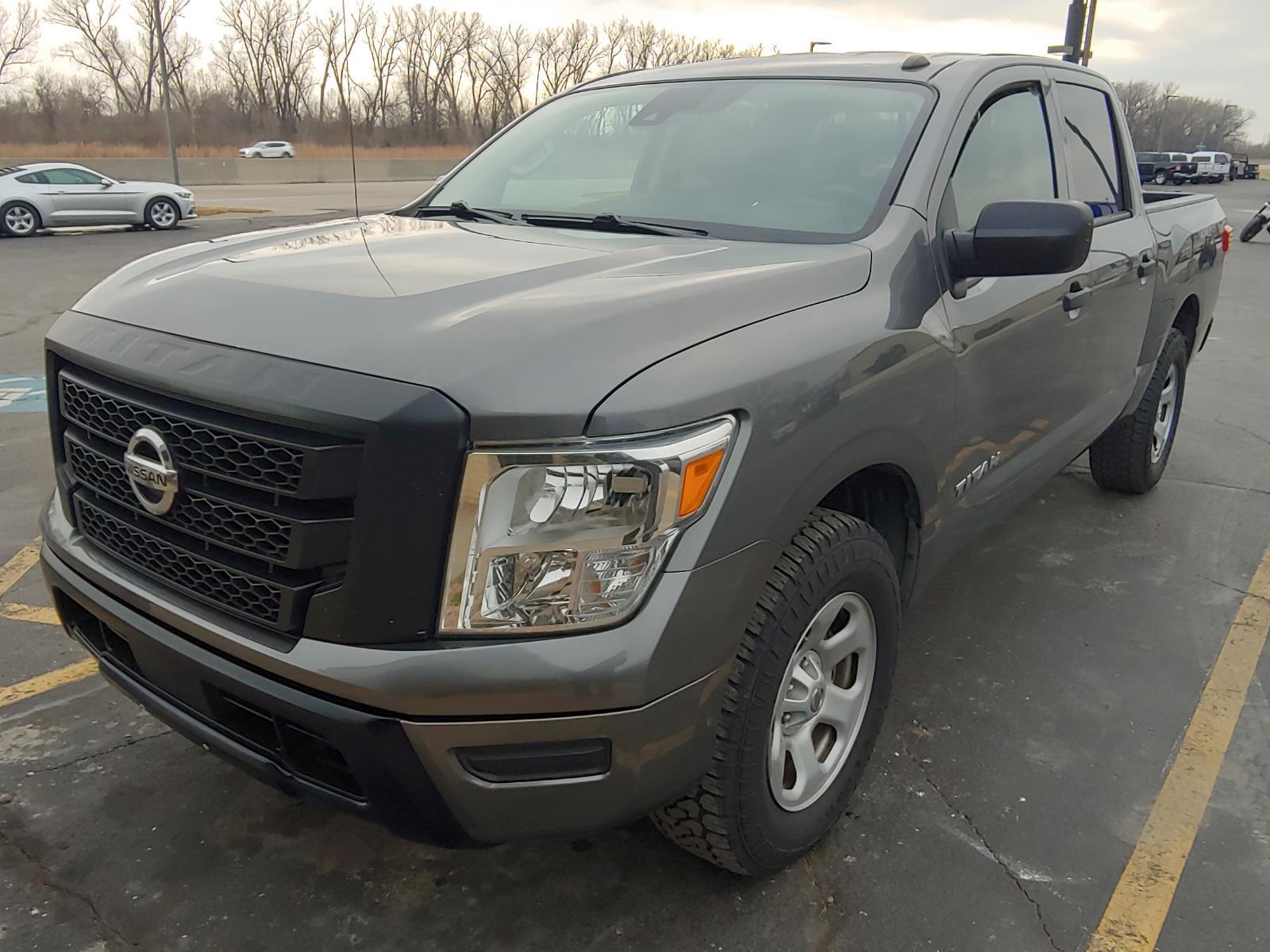 2021 Nissan Titan S Crew Cab 4WD